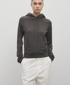 Sarahitaybron.shop0038147b78 3