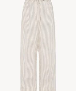 Sarahitaybron.shop052315de1e 1