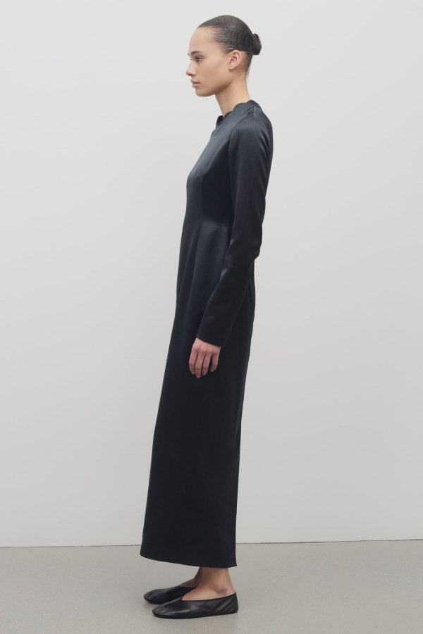 Sarahitaybron.shop23938be92a 4