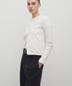 Sarahitaybron.shop3708108e74 4