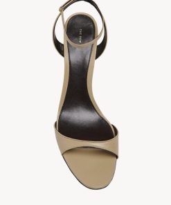 Sarahitaybron.shop3cb74ee12a 3