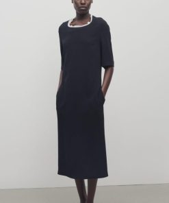 Sarahitaybron.shop43bfff1f3d 3