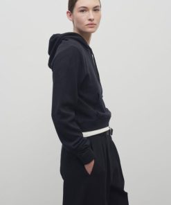 Sarahitaybron.shop56c201be42 4