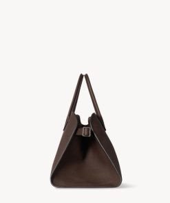 Sarahitaybron.shop5841121cb6 3