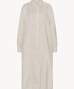 Sarahitaybron.shop5a82b03ac6 1