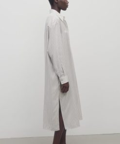 Sarahitaybron.shop5a82b03ac6 4