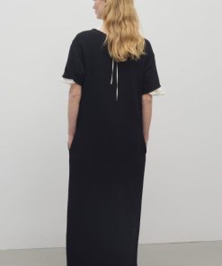 Sarahitaybron.shop5c336fed92 5