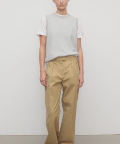 Sarahitaybron.shop5db615c153 3