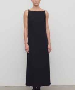 Sarahitaybron.shop6056ff3ad9 3