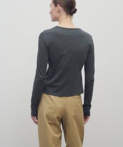 Sarahitaybron.shop61ca6b7039 5