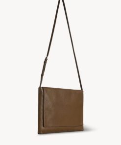 Sarahitaybron.shop6e3c0a218d 2