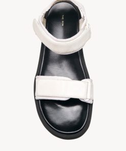 Sarahitaybron.shop7568a6c7a6 3