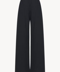 Sarahitaybron.shop76073bce37 2