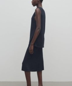 Sarahitaybron.shop79f67cbb6e 4