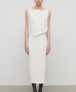 Sarahitaybron.shop84799311b2 3