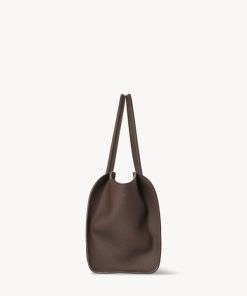 Sarahitaybron.shopa06ec00134 3