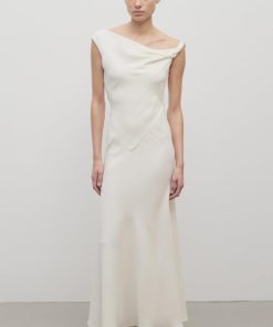 Sarahitaybron.shopa09af1bb94 3