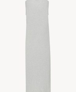 Sarahitaybron.shopae90f7e4c4 2