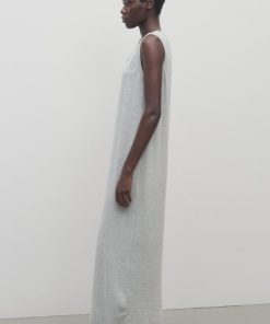 Sarahitaybron.shopae90f7e4c4 4