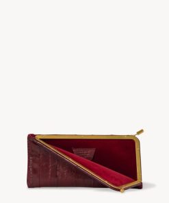 Sarahitaybron.shopb0f0aa6011 2