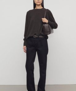 Sarahitaybron.shopd68e94585a 3