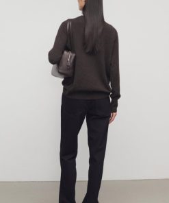 Sarahitaybron.shopd68e94585a 5