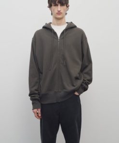 Sarahitaybron.shope6fc18d3d4 3