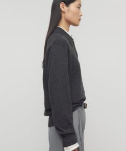 Sarahitaybron.shope7d8f6b596 4