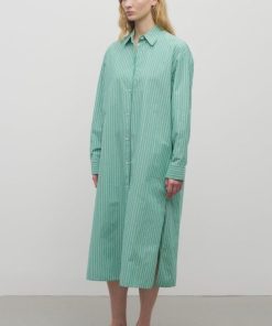 Sarahitaybron.shopecad398021 3