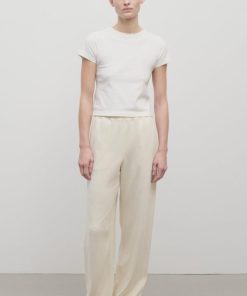 Sarahitaybron.shoped988b7f5f 3