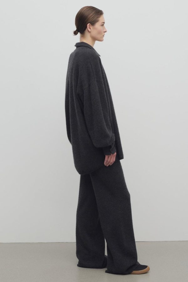 Sarahitaybron.shopf2feb15325 4